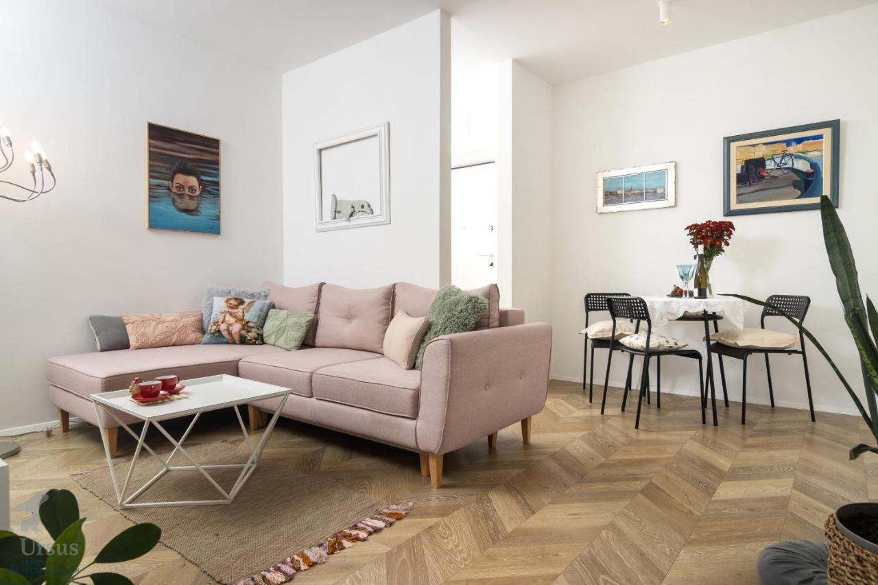 Mina Apartment *
