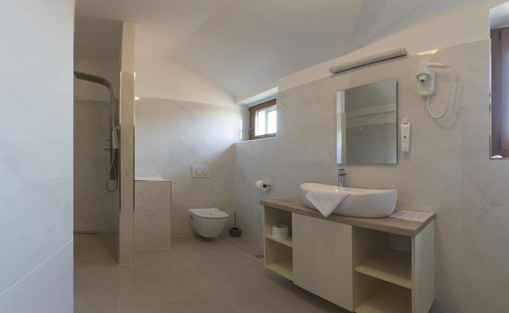 Diana Hotel Villa 3*