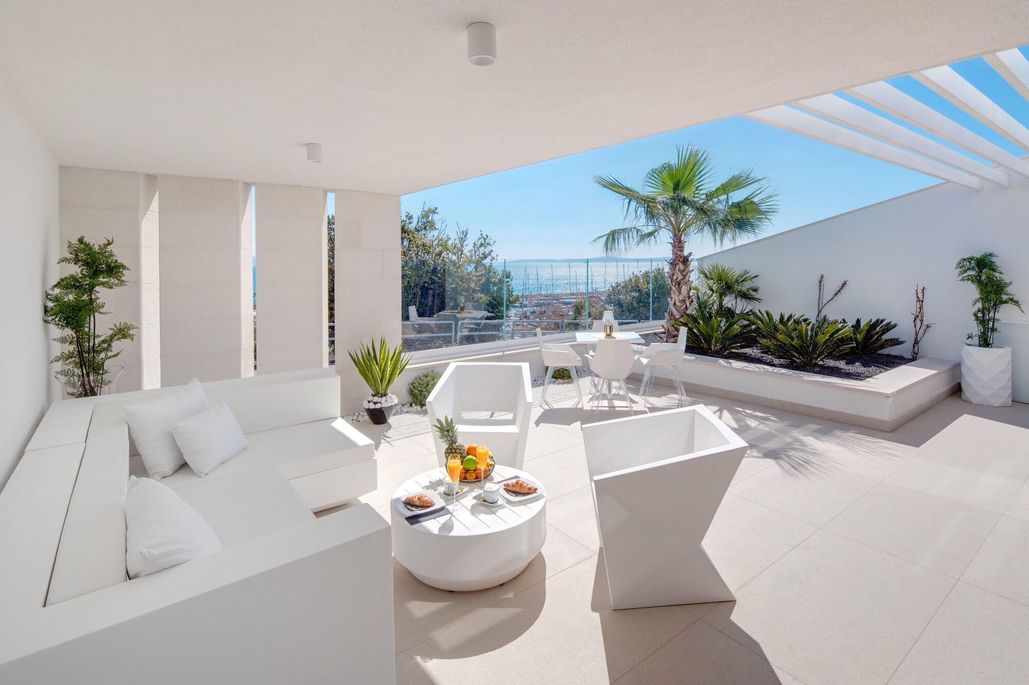 Apartment Posh Luxury
