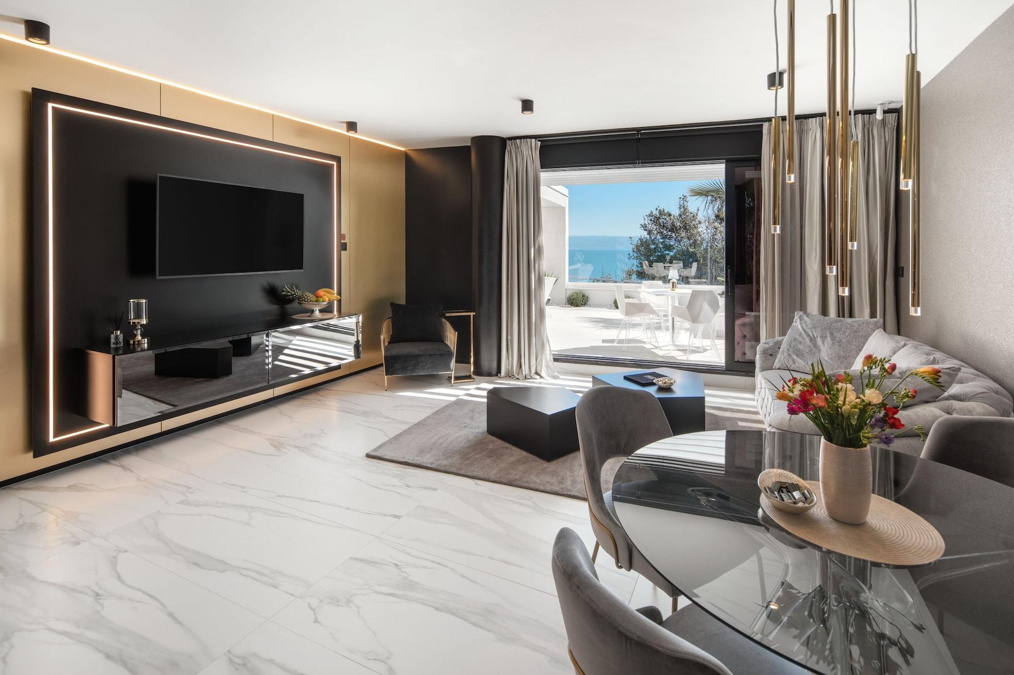 Posh Luxury