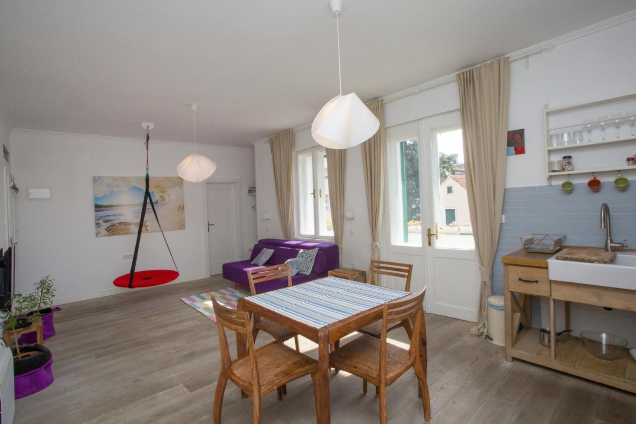 Central Chic And Cozy Apartman *