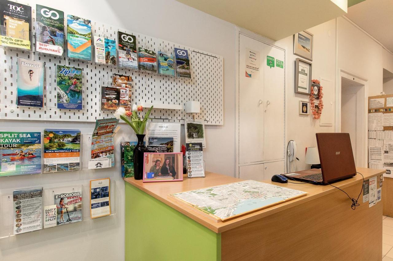 Hostel Backpackers *