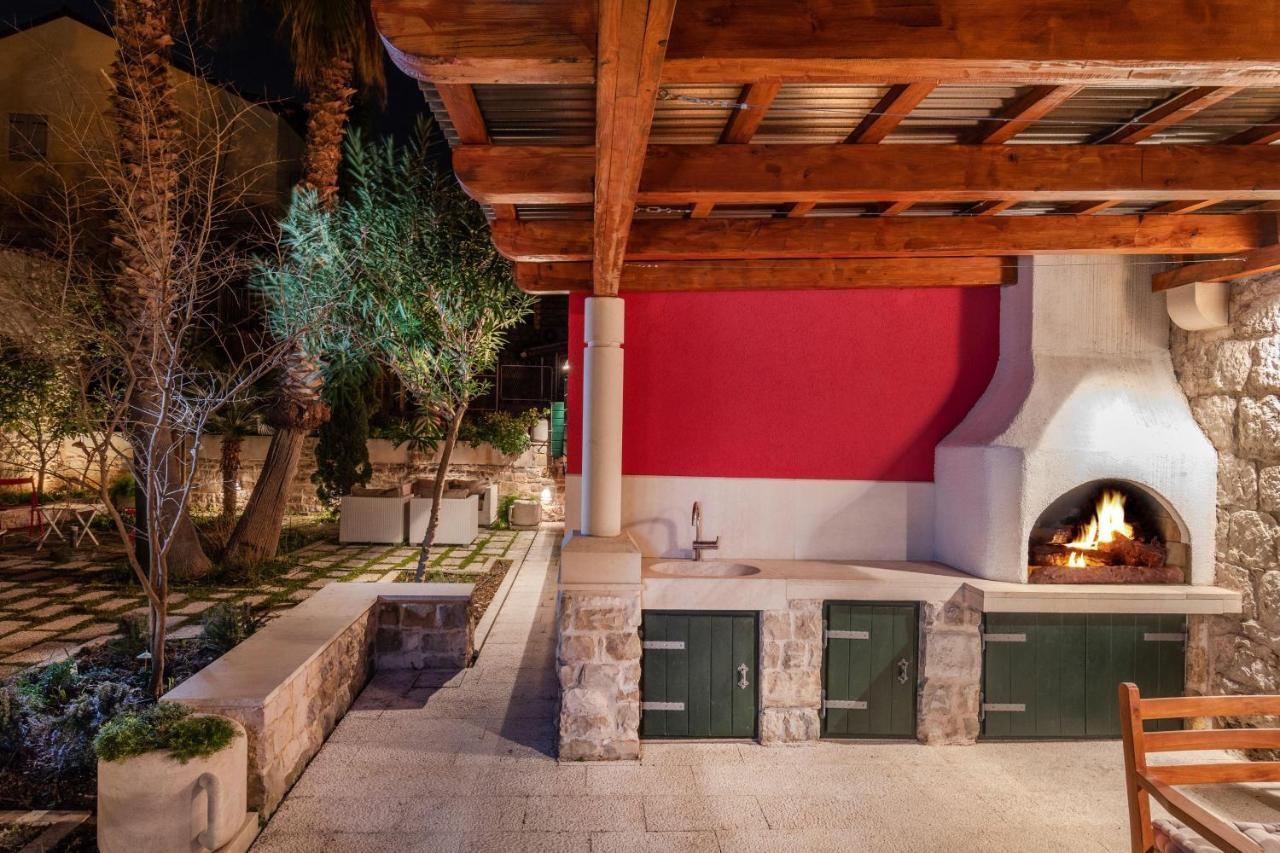 Holiday home Villa-varos-palm-garden *
