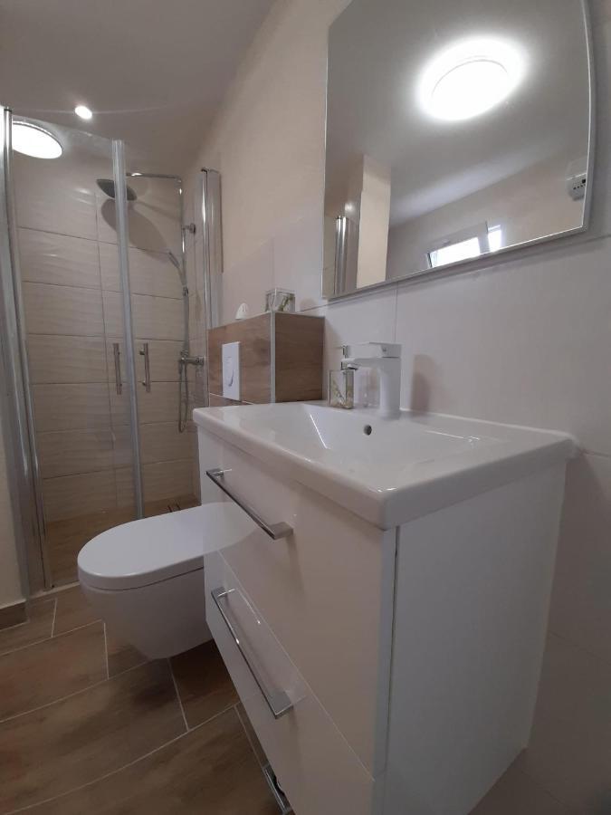 Apartment & Lasta