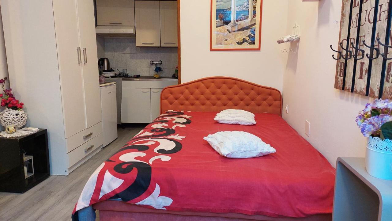 Apartment Rosse Split