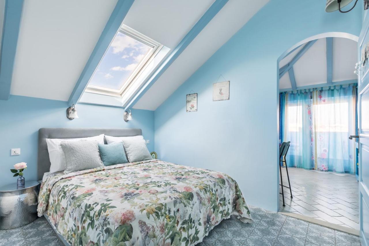 Blue Dreams In The Old Town With A Sea View Split