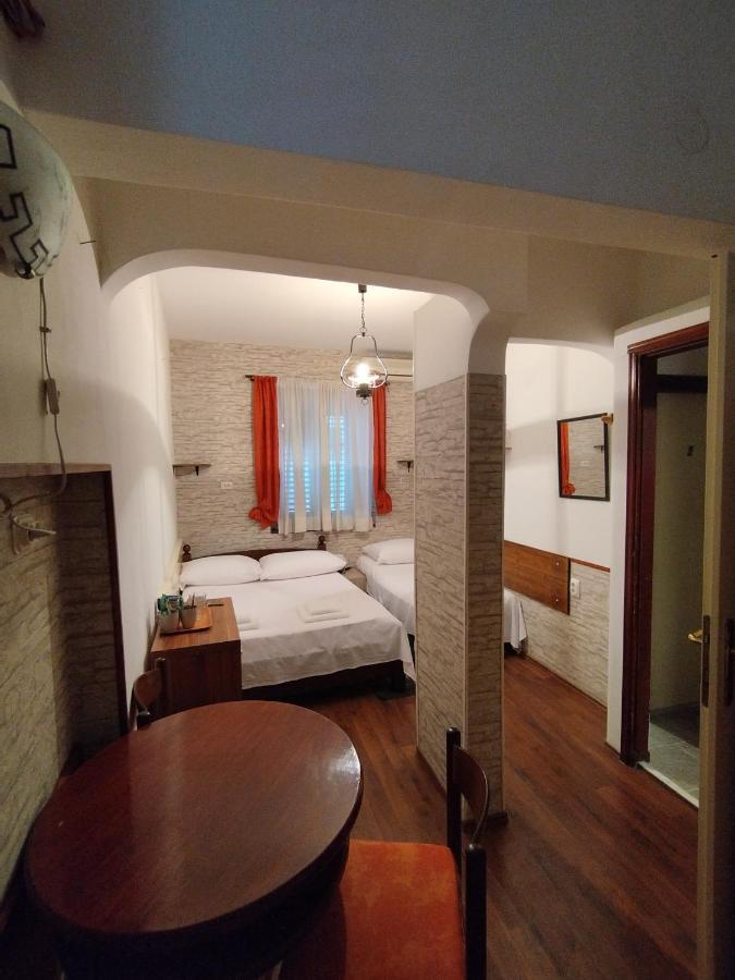 Apartment Apartment Mogul