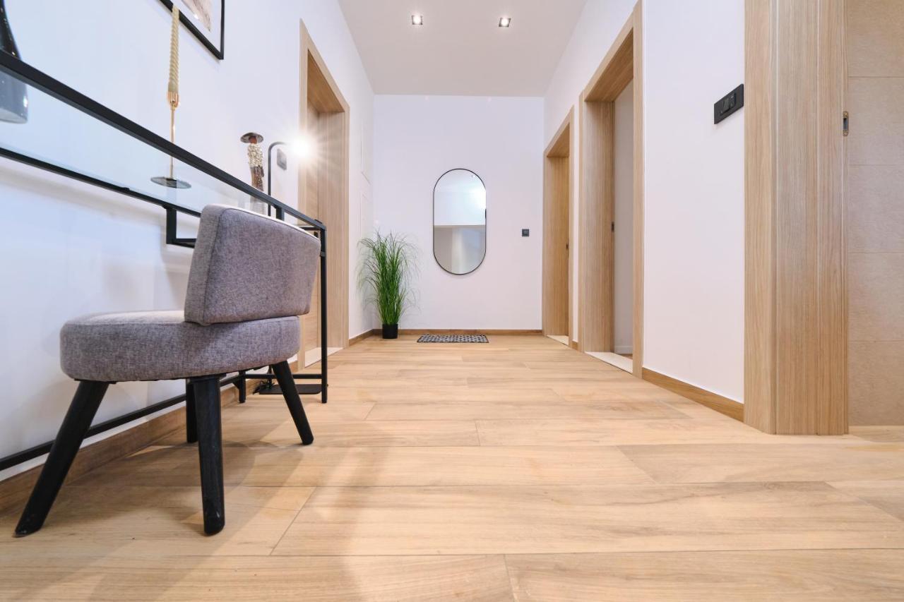 South Cliff Apartment Split