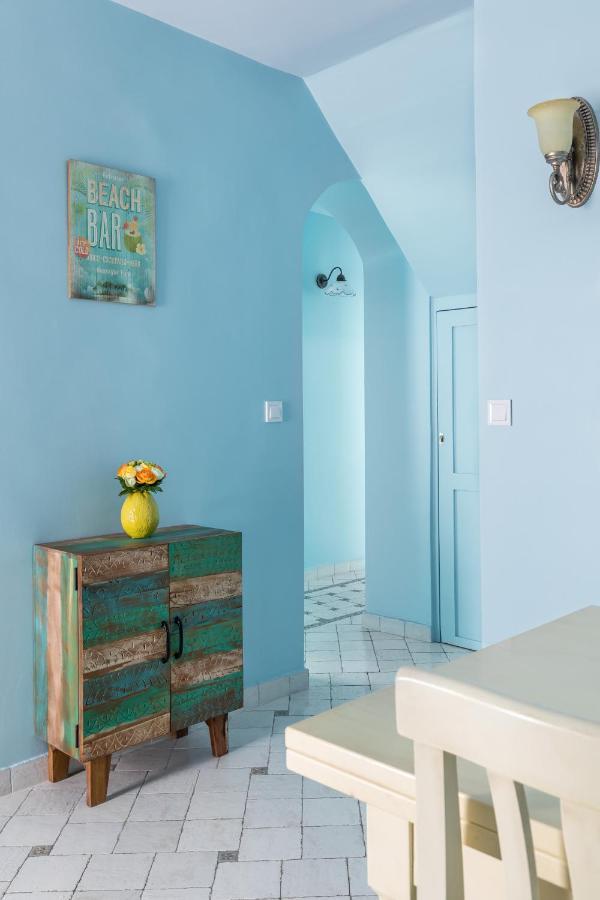 Blue Dreams In The Old Town With A Sea View Apartment