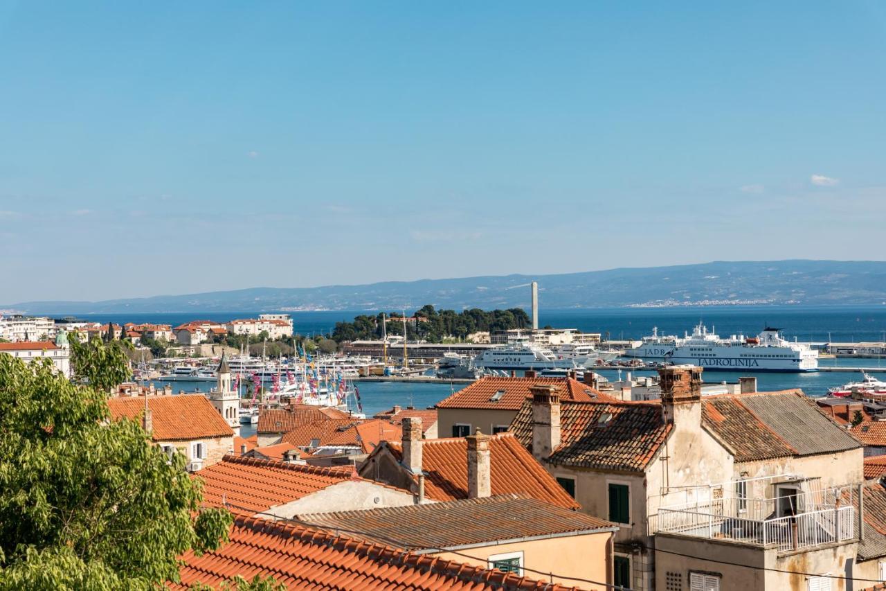 Blue Dreams In The Old Town With A Sea View