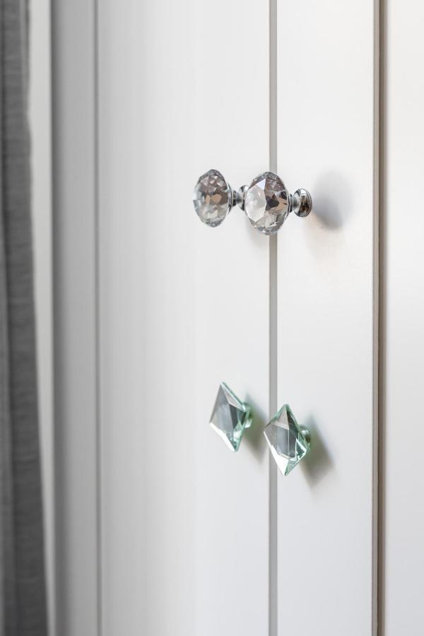 Apartment Chic Steps From Diocletian's Palace