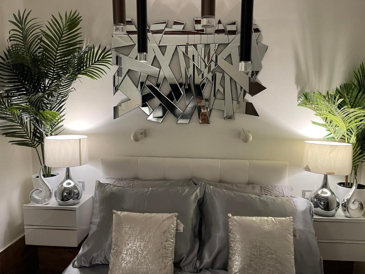 Spalatum New Chic & With Kitchen And Terrace - Centre Guest house