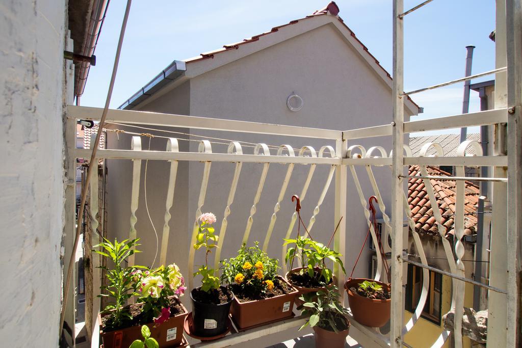 Split Accommodation Gostinjska kuća 3*