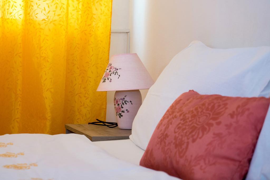 Split Accommodation Gostinjska kuća 3*
