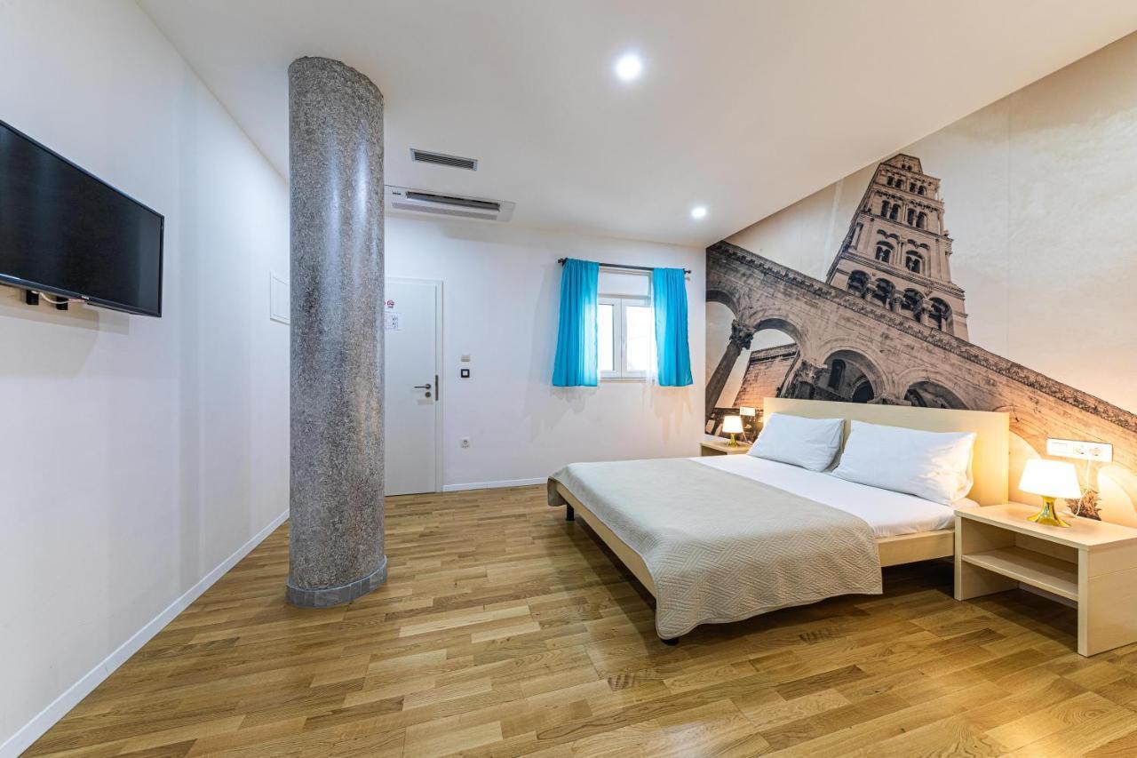 Split City Rooms 3*