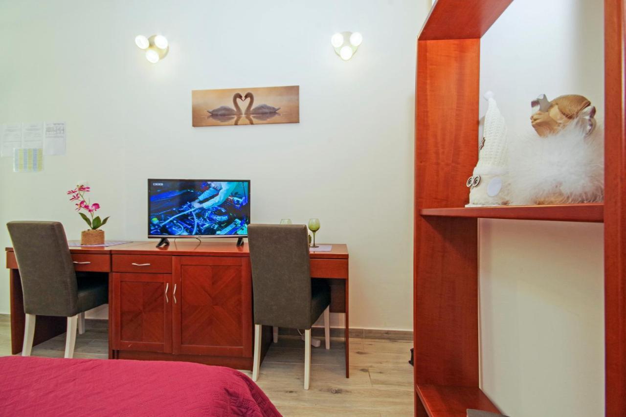 Studio Apartments Split Apartman *