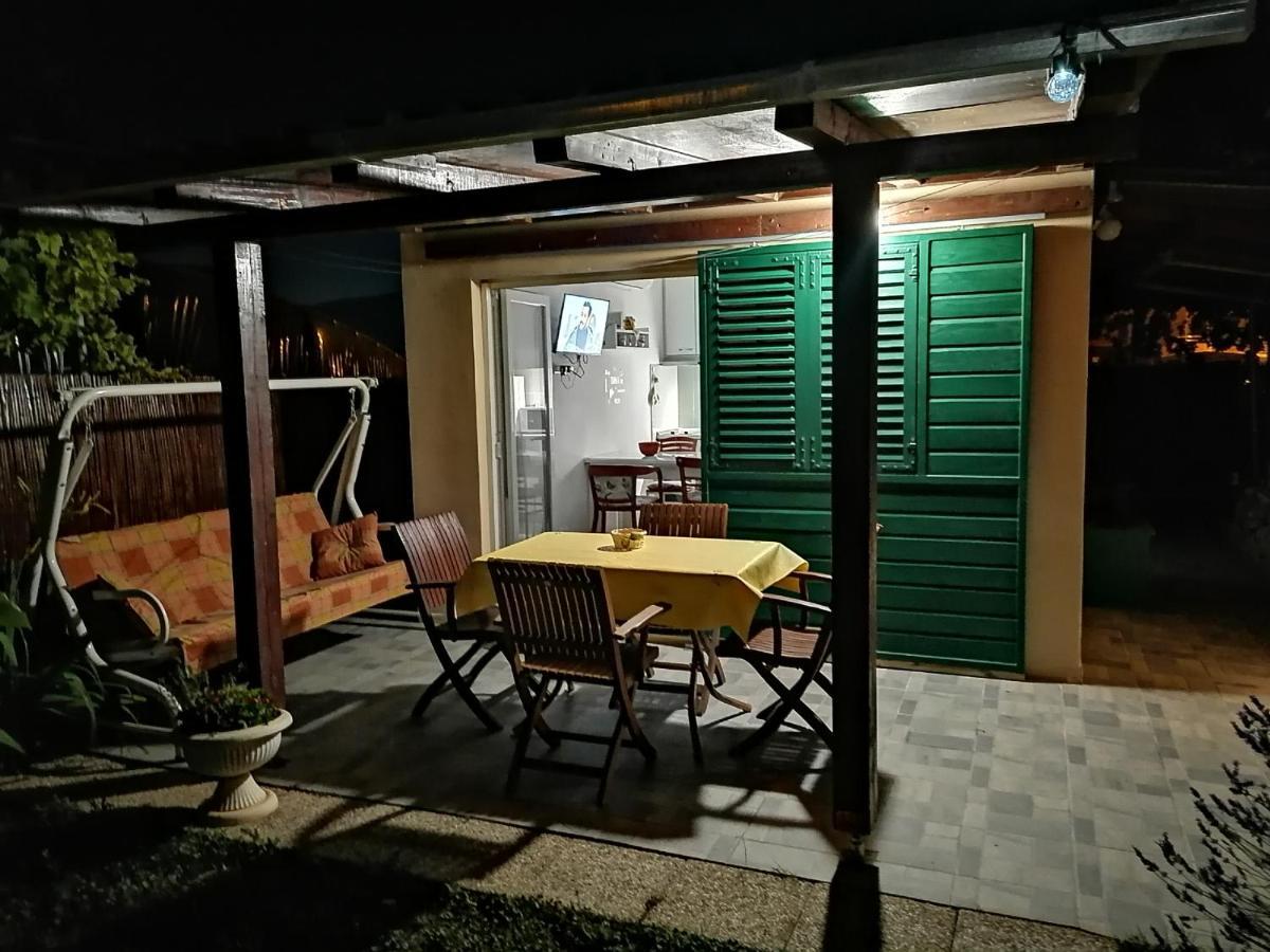 Taja, Cijela Kuca I Vrt Samo Za Vas Apartman *