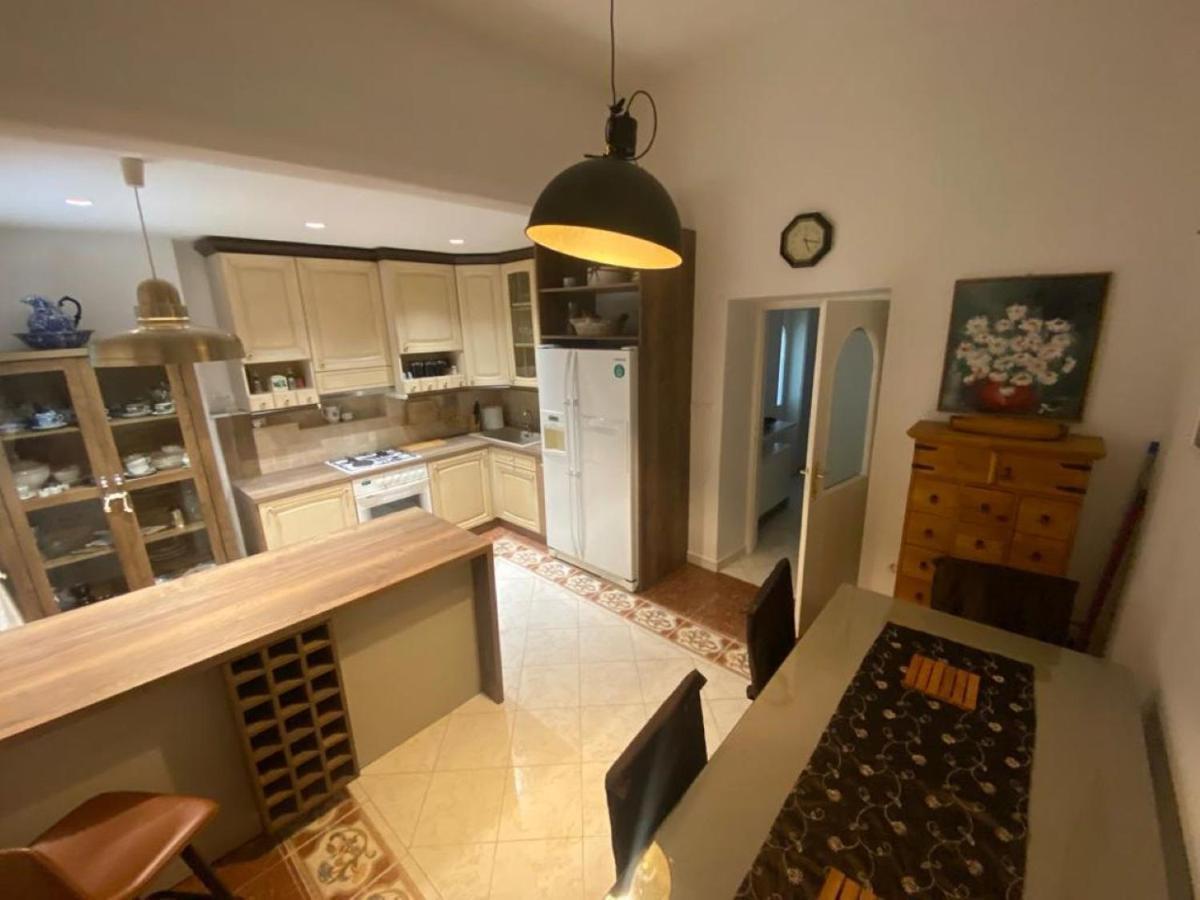 Misi Apartment *