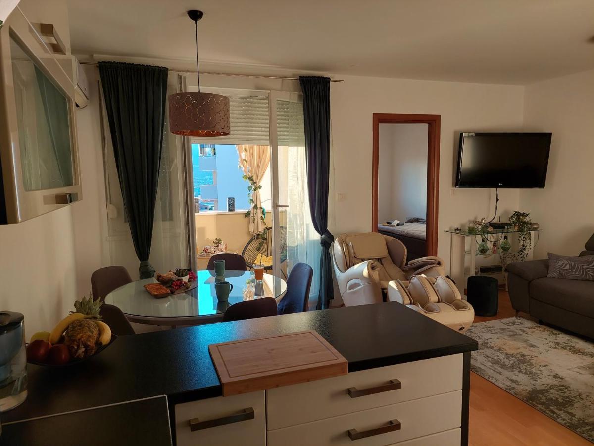 Apartment App Ante Split