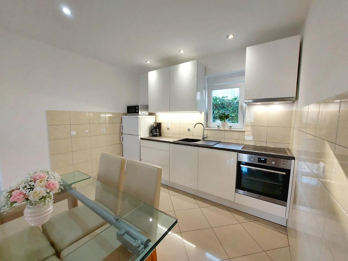 Apartman Anna *
