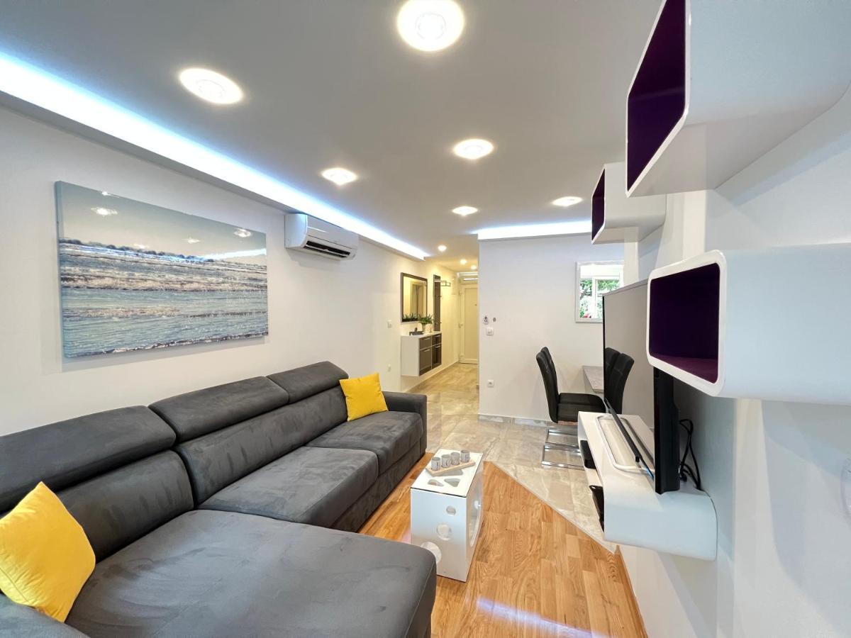 Imperium Iii Apartment