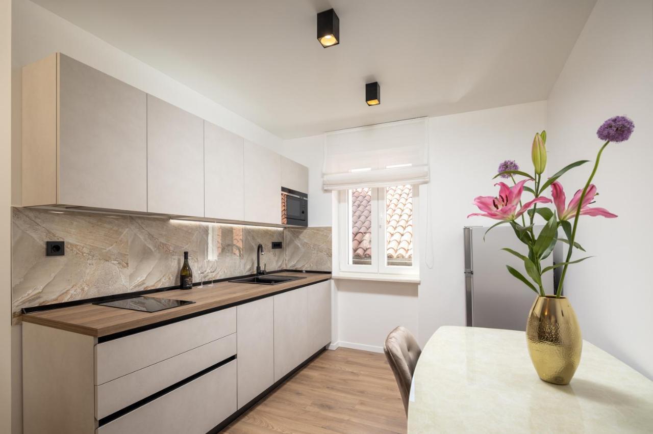Luxury Duje Apartman *