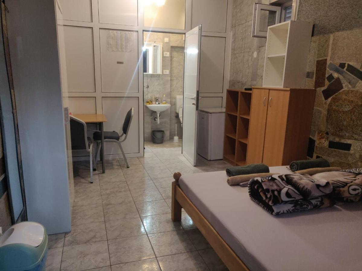 Rooms- Denis Guest house Split