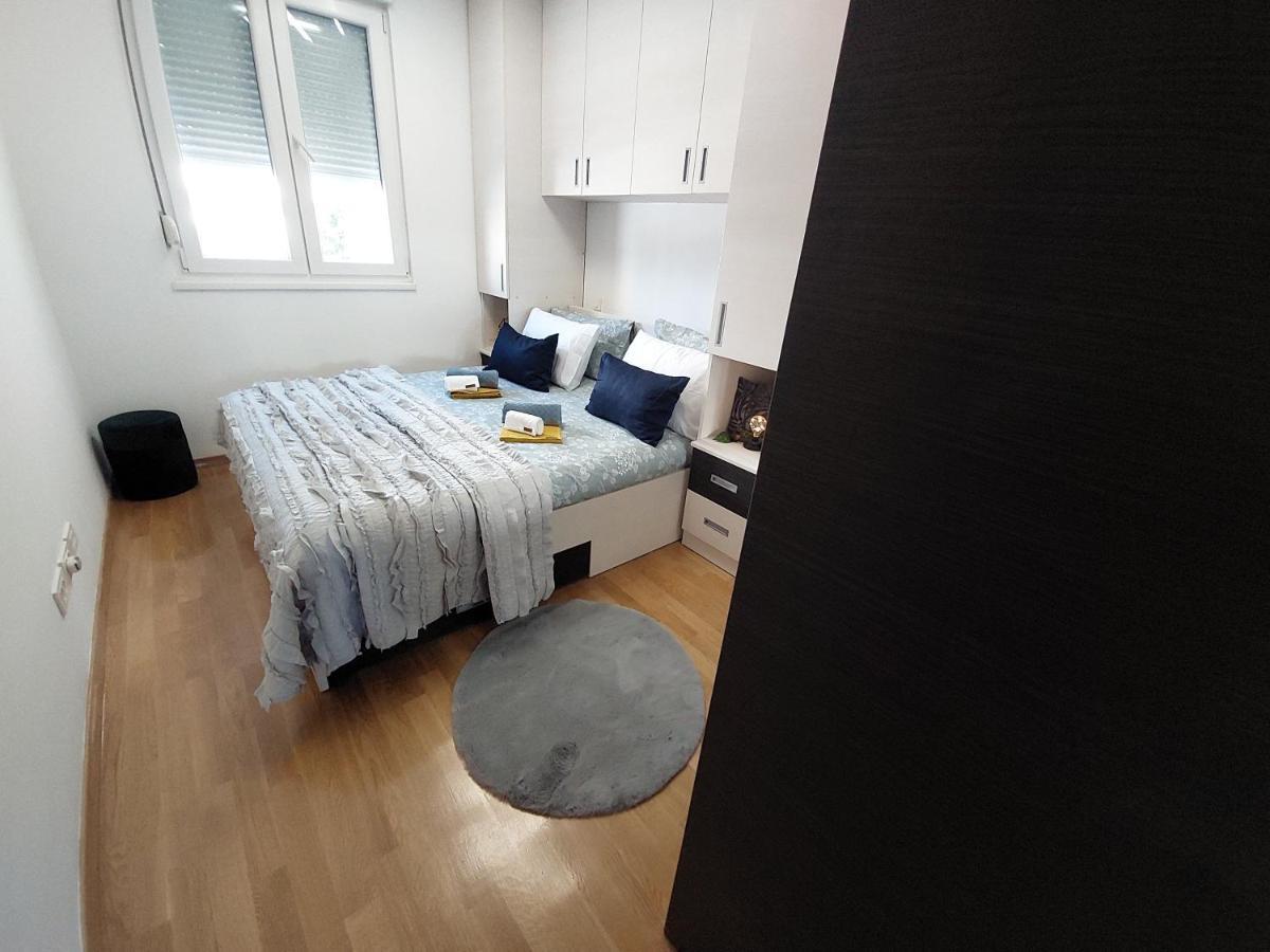 Apartment App Ante Split