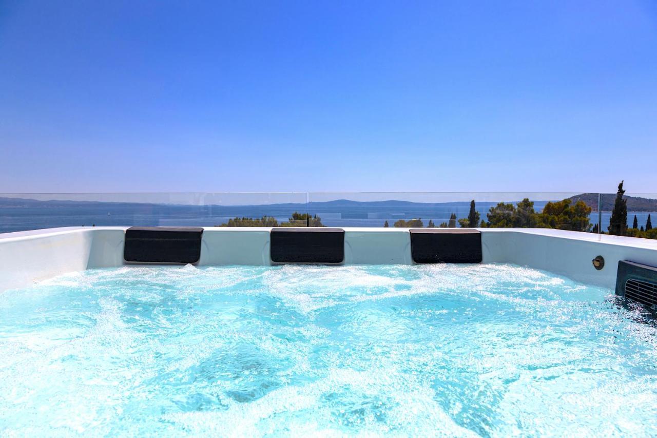 Luxury Bella Vista Holidays @ Kasuni Beach