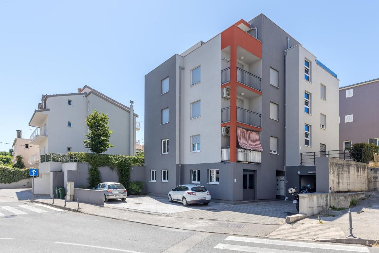 Meli Appartement *
