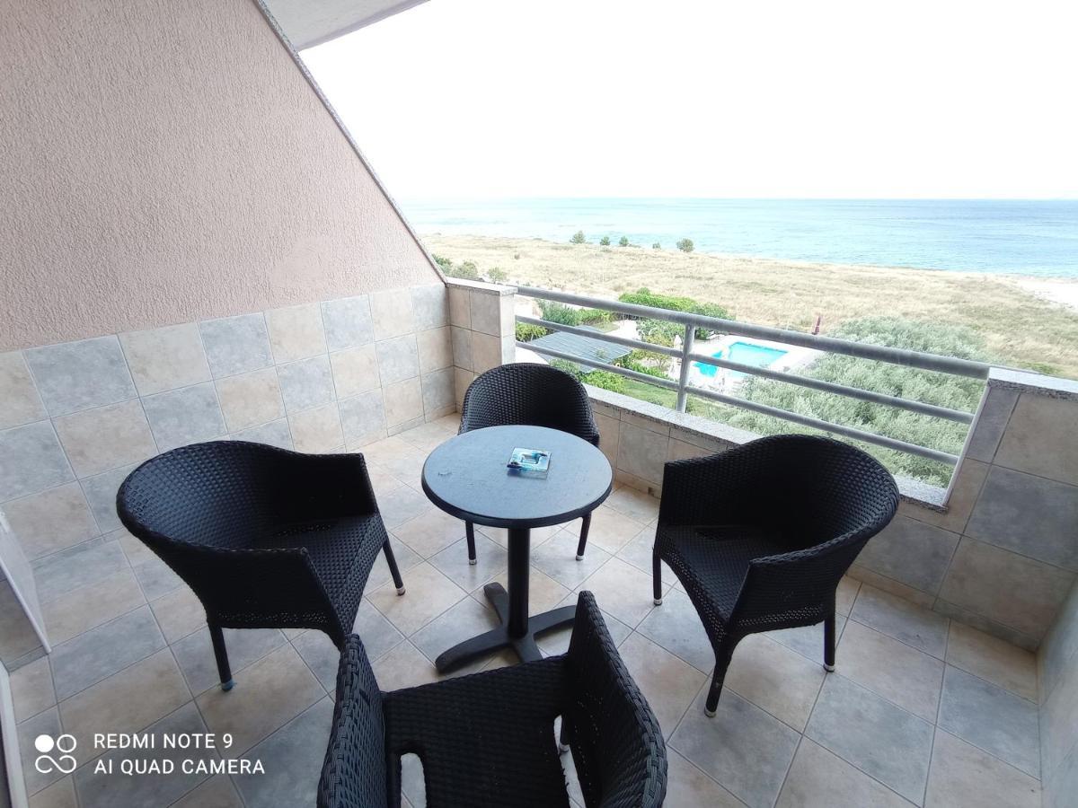 Lo Apartment