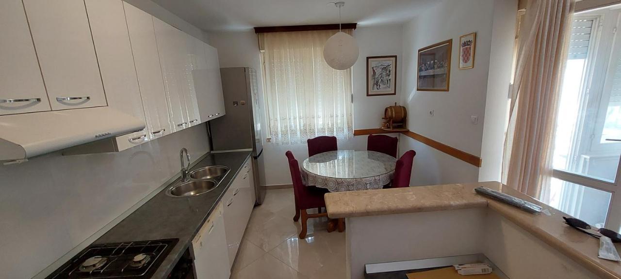 Apartment Lana *