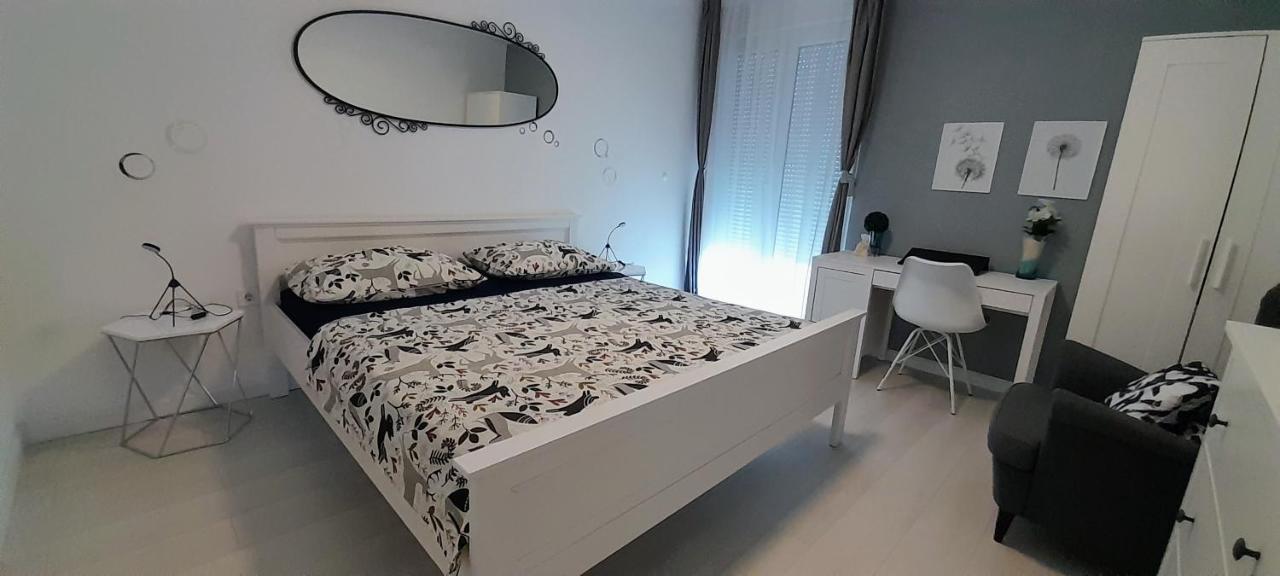 Apartment Residential *
