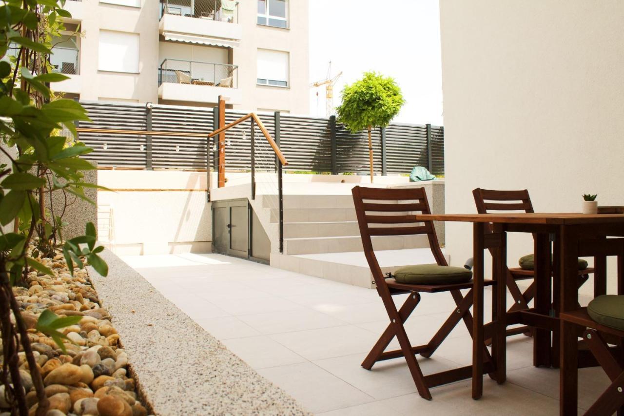 Cozy Seaside With Pool & Terrace * Split