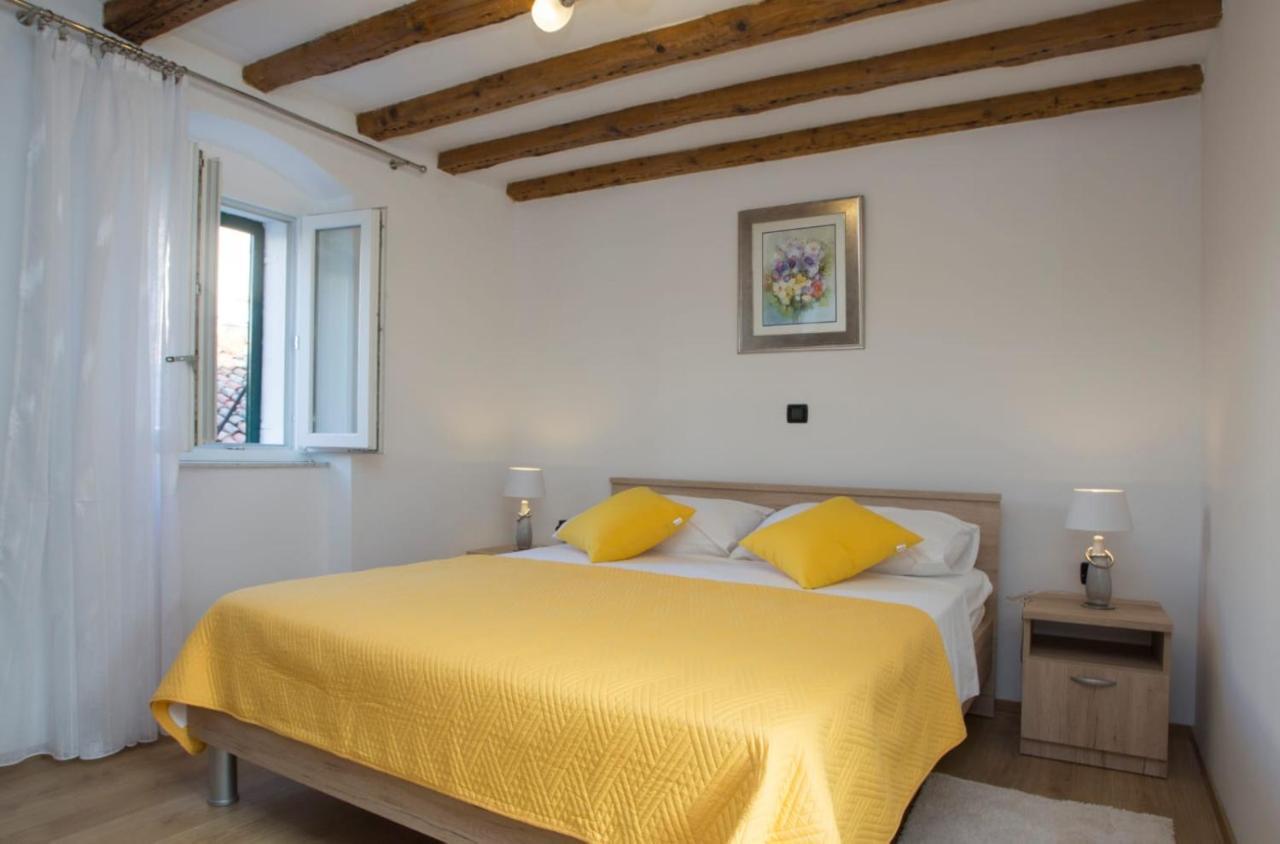 Old Town Apartman Split