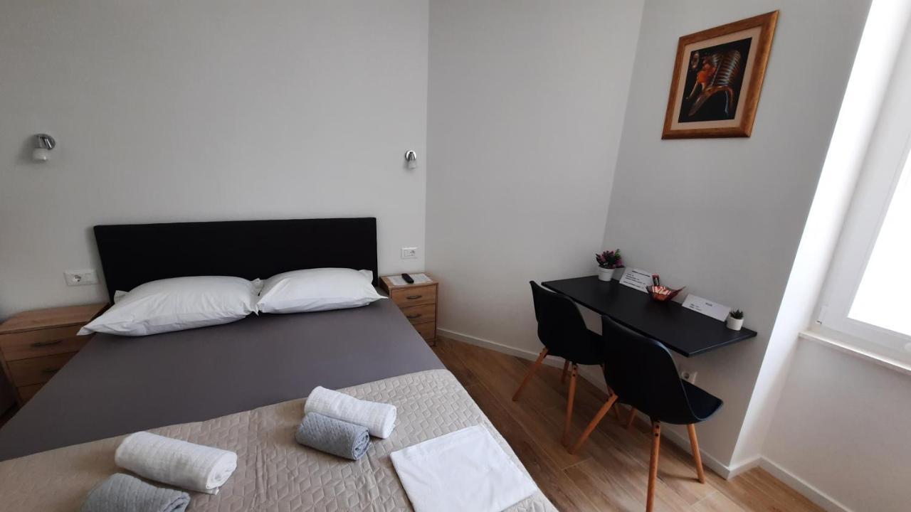 Cherry Apartment *