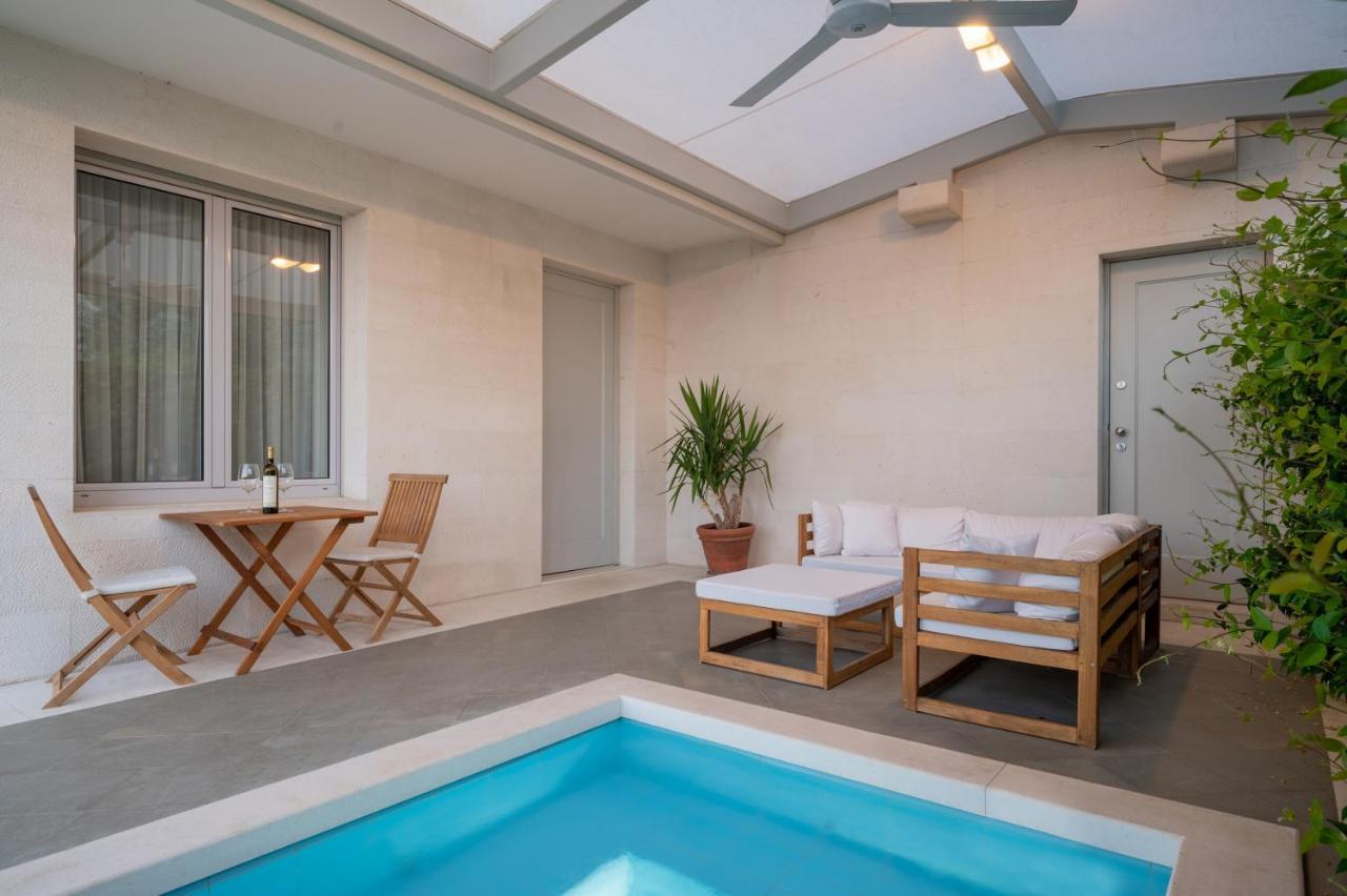 Apartment The Whitestone Split
