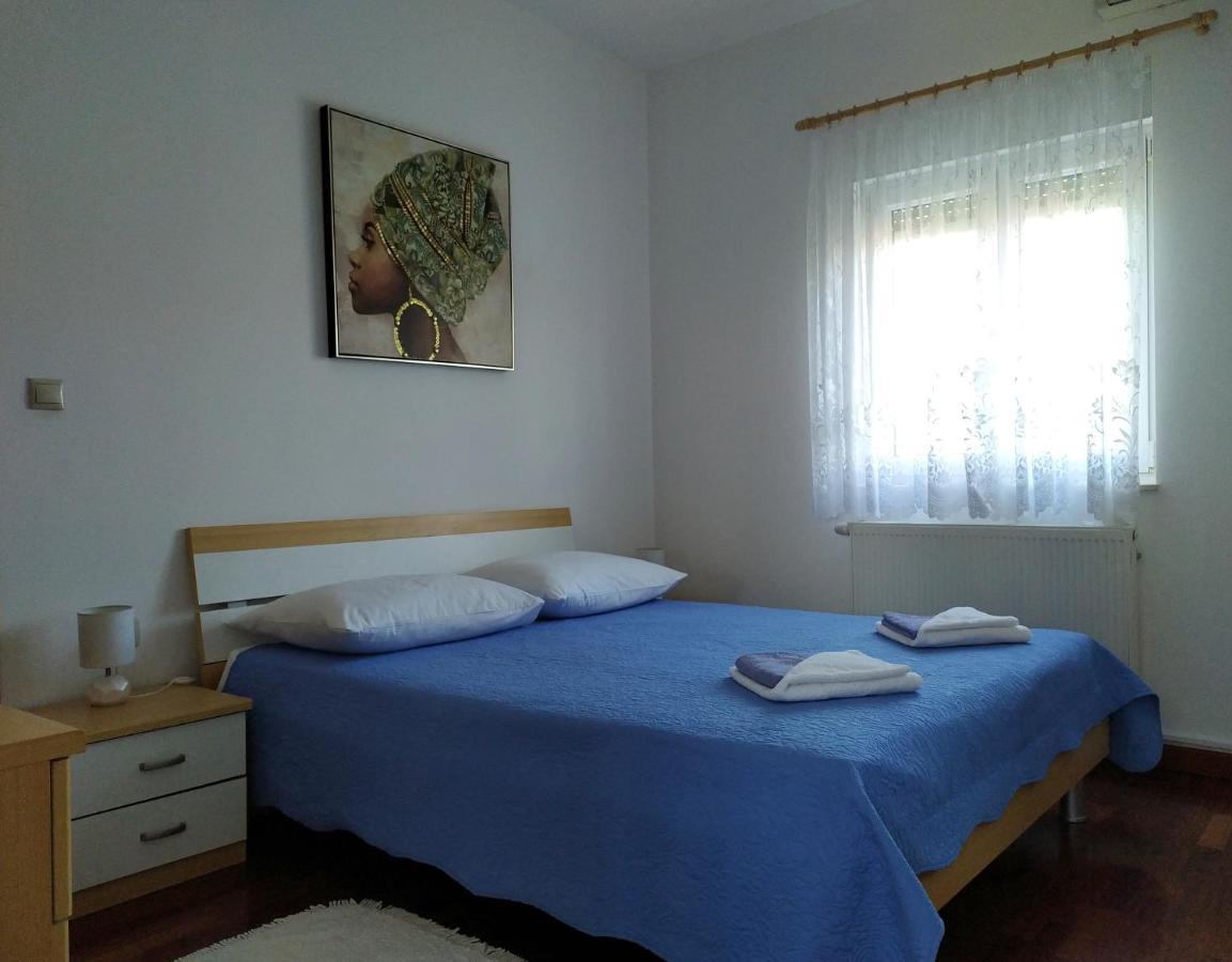 Skejic * Split