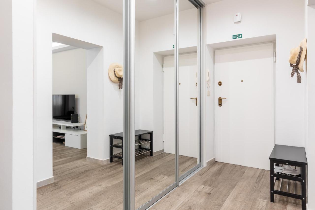Apartment Top Location 