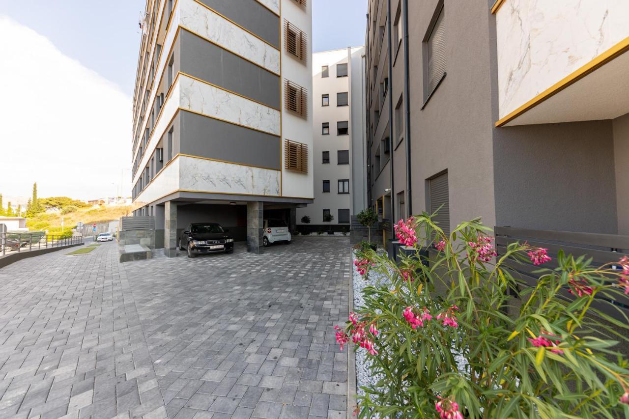 New Studio For 2, Free Private Garage Spot, Wi-Fi, 200 M From Mall Of Split * Split