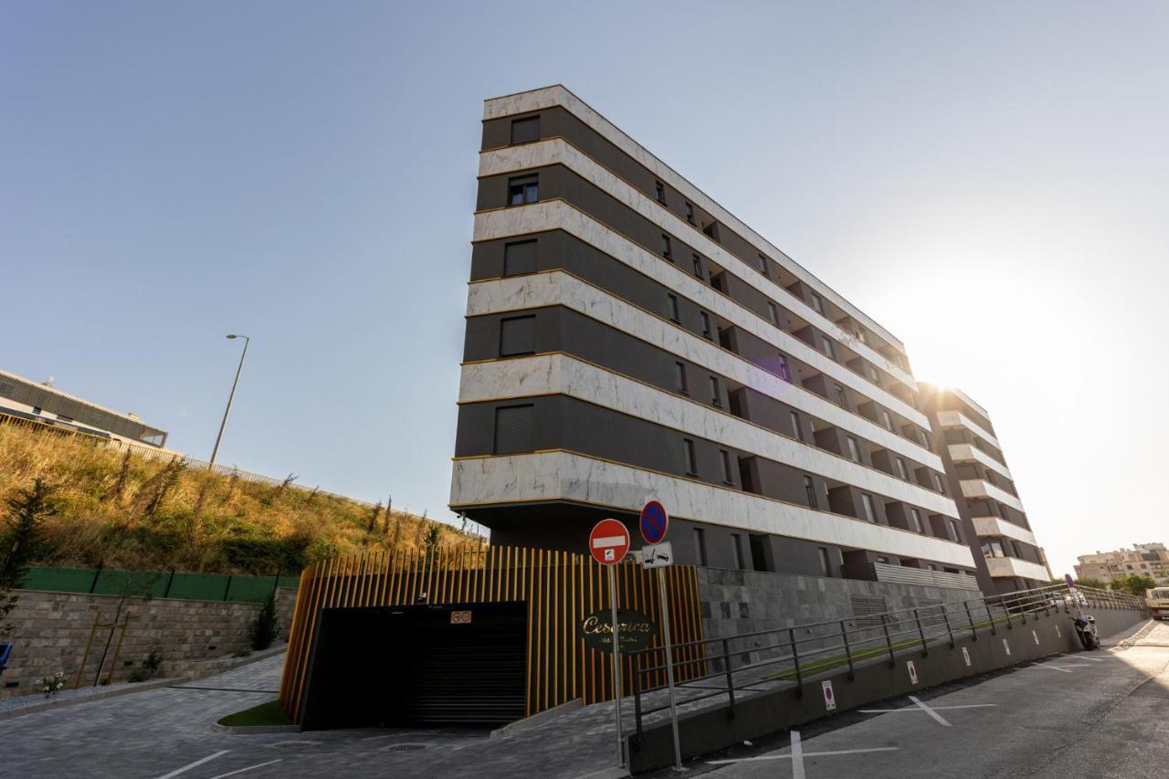 New Studio For 2, Free Private Garage Spot, Wi-Fi, 200 M From Mall Of Split Apartman *