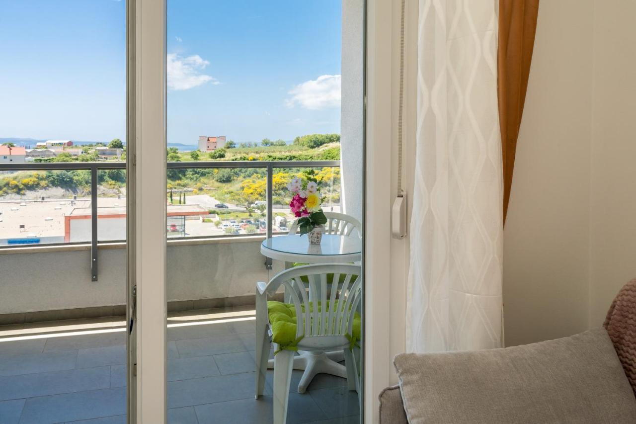 Apartment Modern Sirobuja