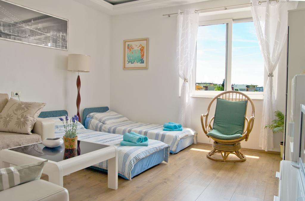 Apartment Port View-5 Min From Center Split