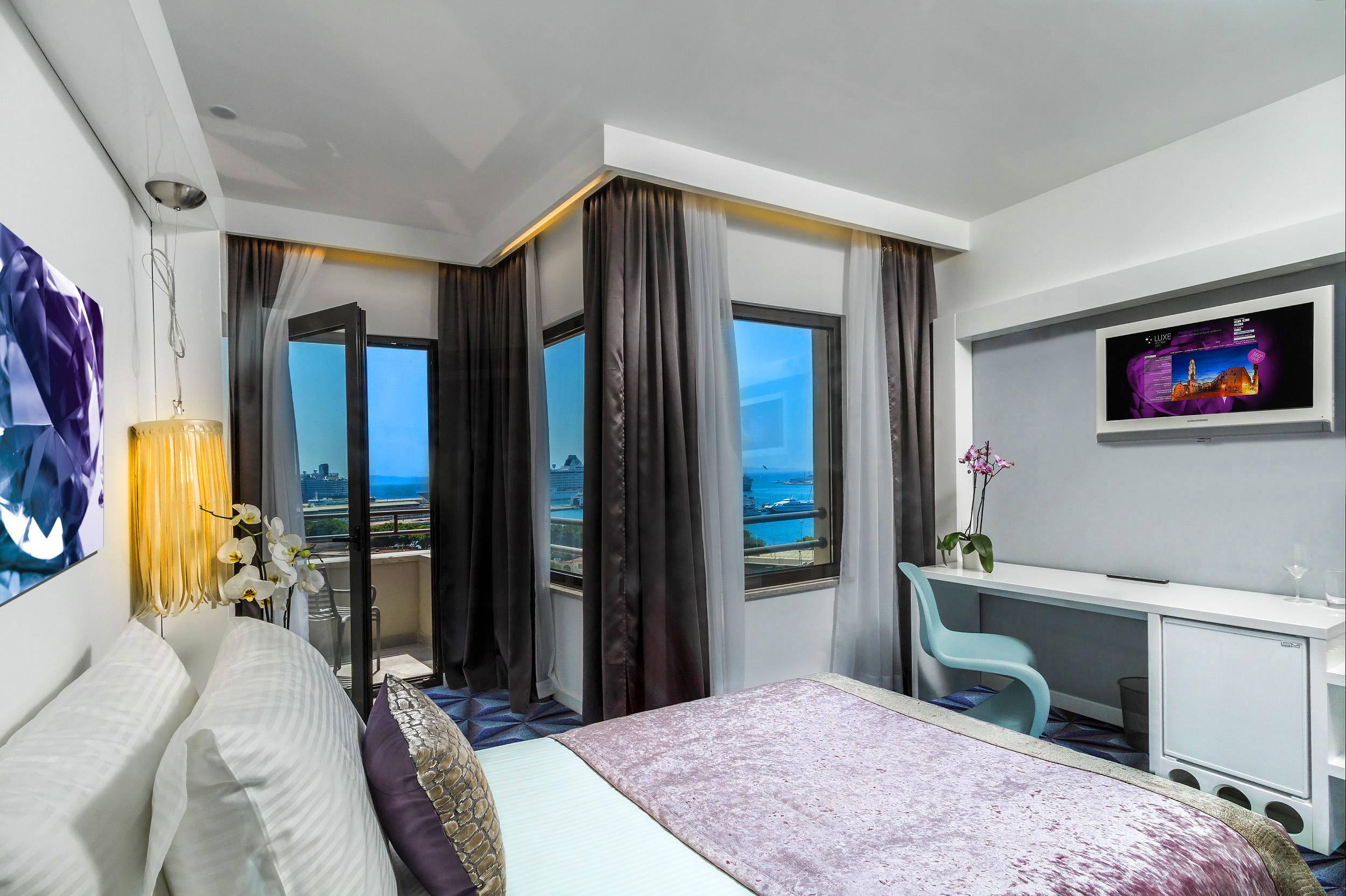 Luxe 4*