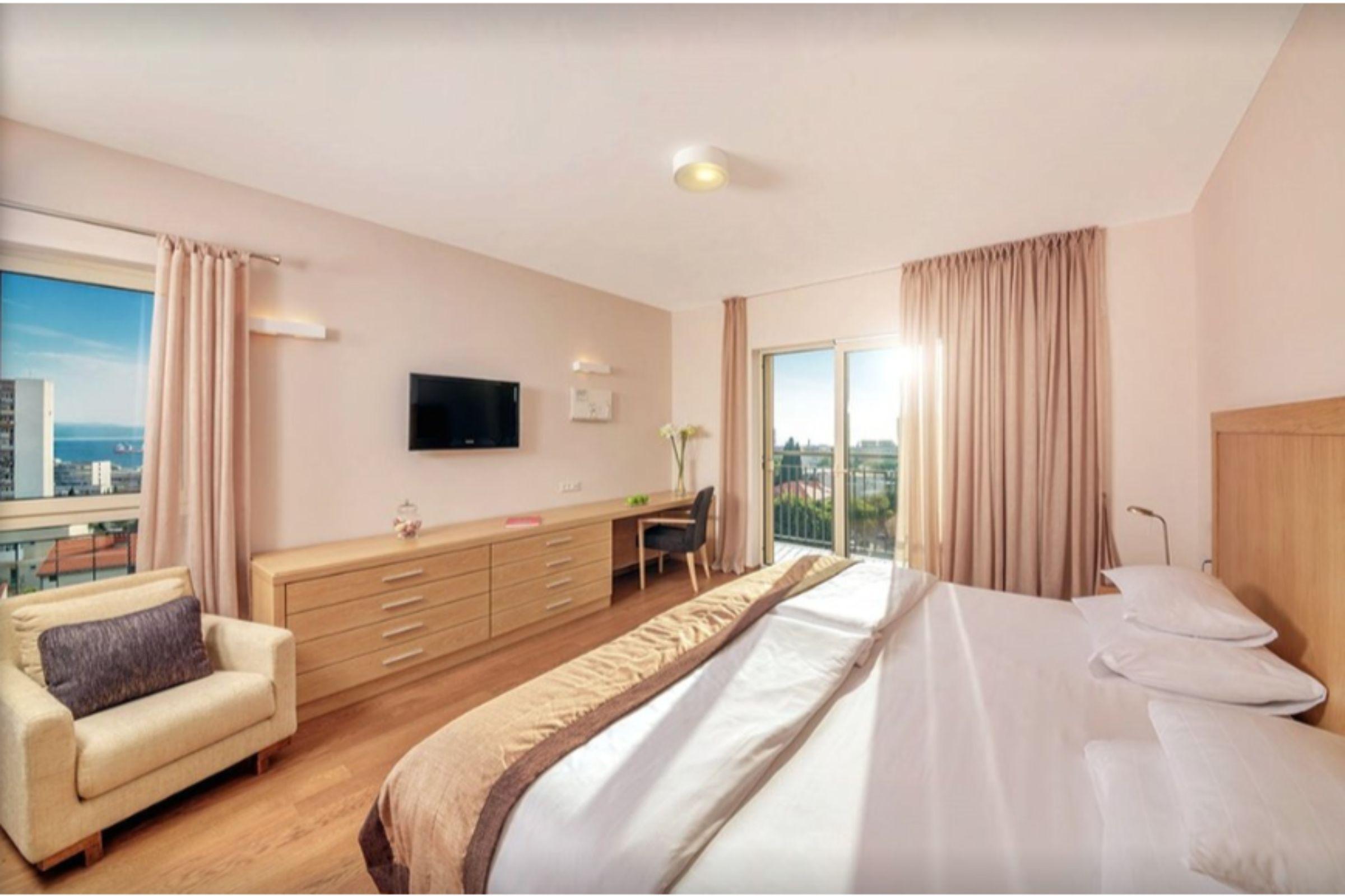 Dioklecijan & Hotel 4*