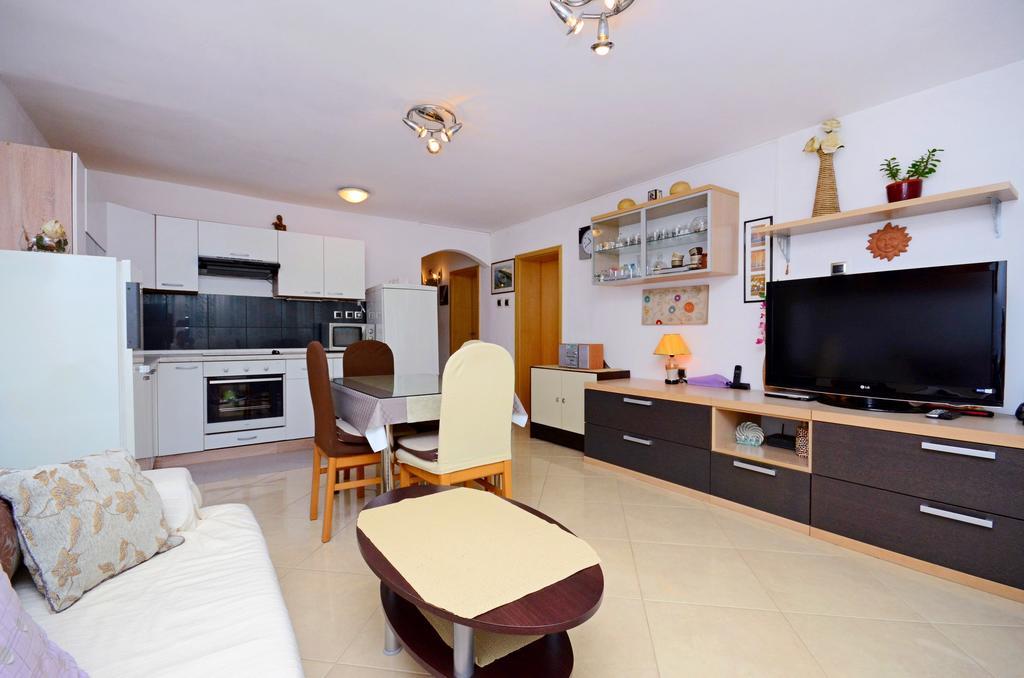 Diamar Apartman *
