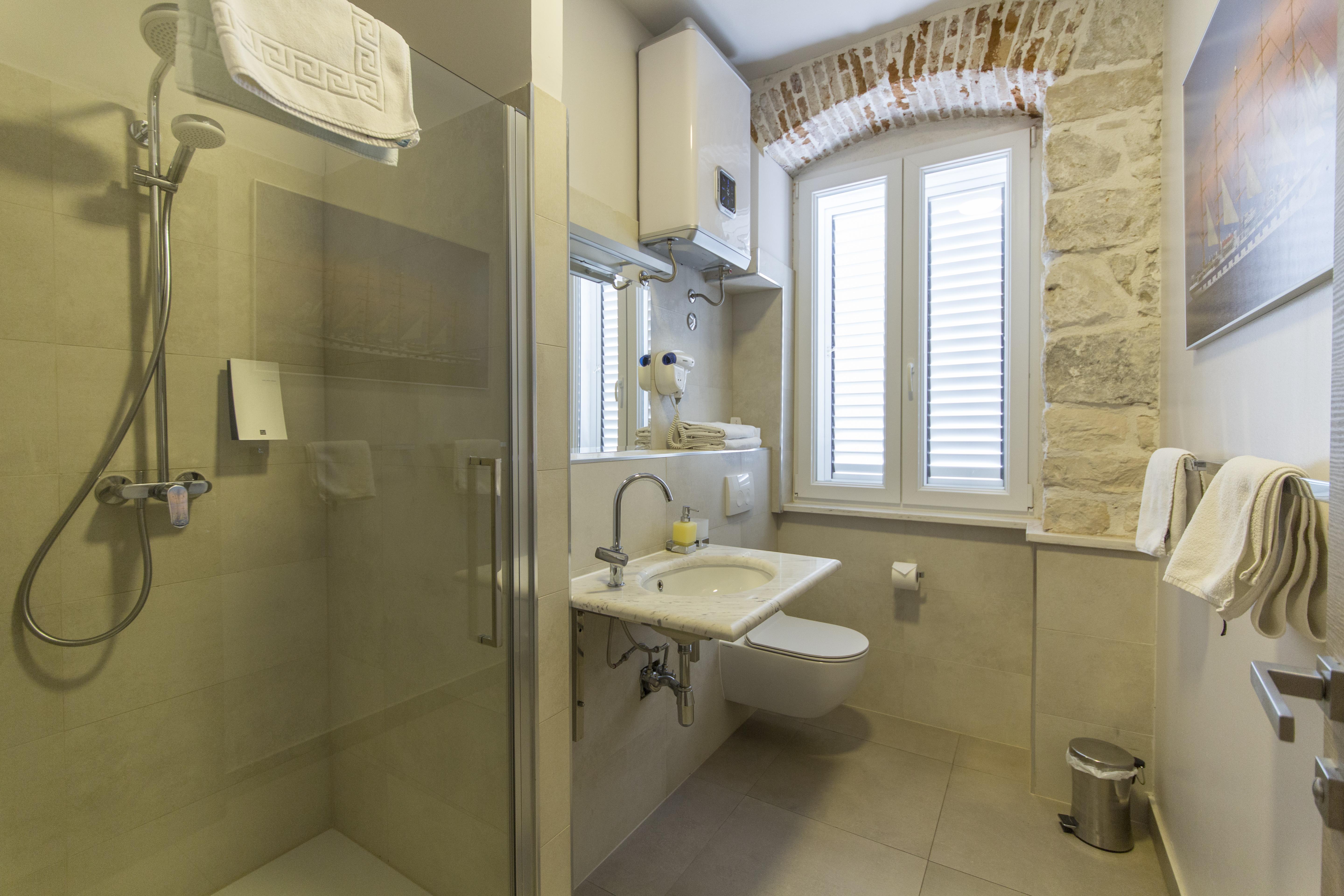 Tifani Luxury Gasthof Split