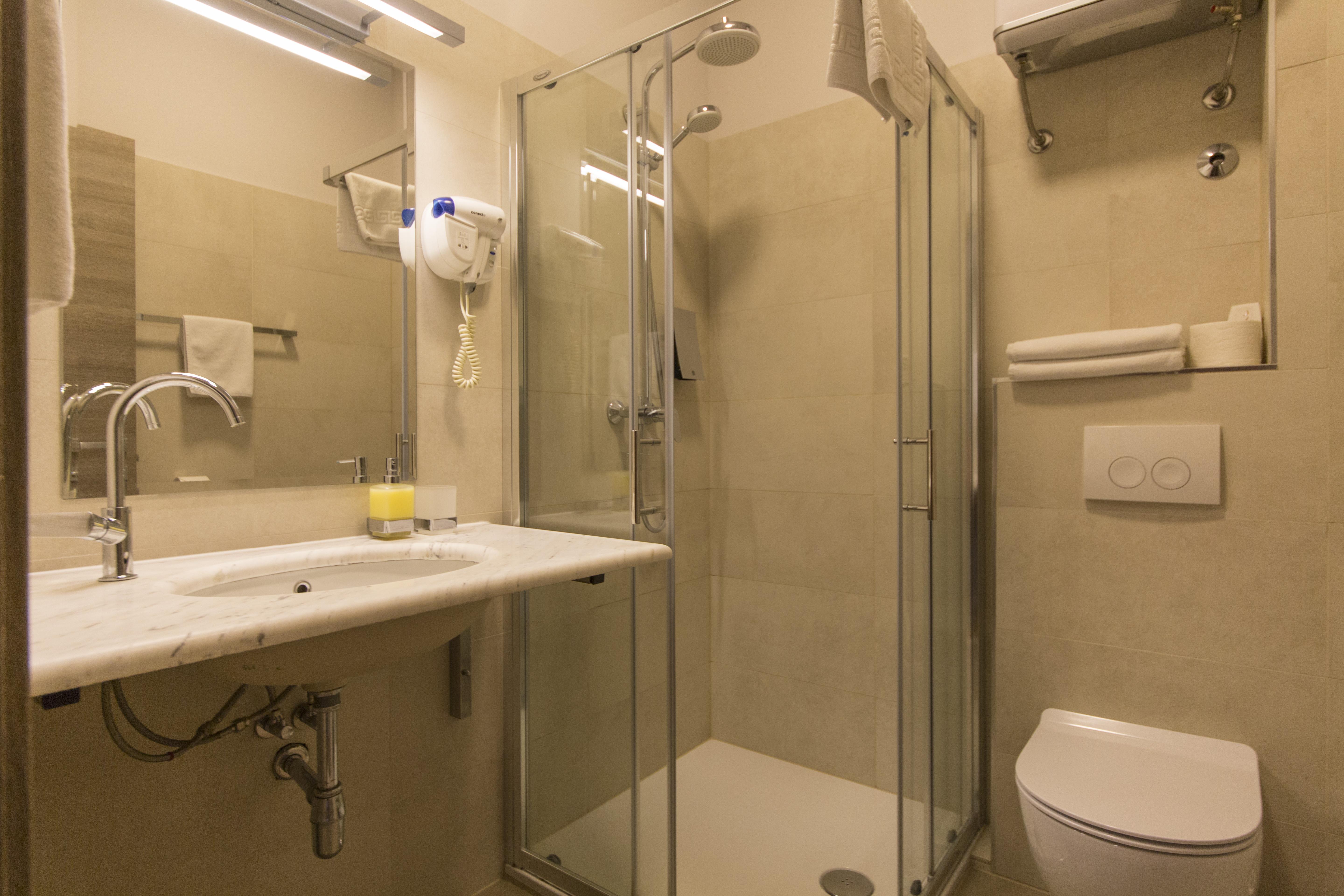Tifani Luxury Split