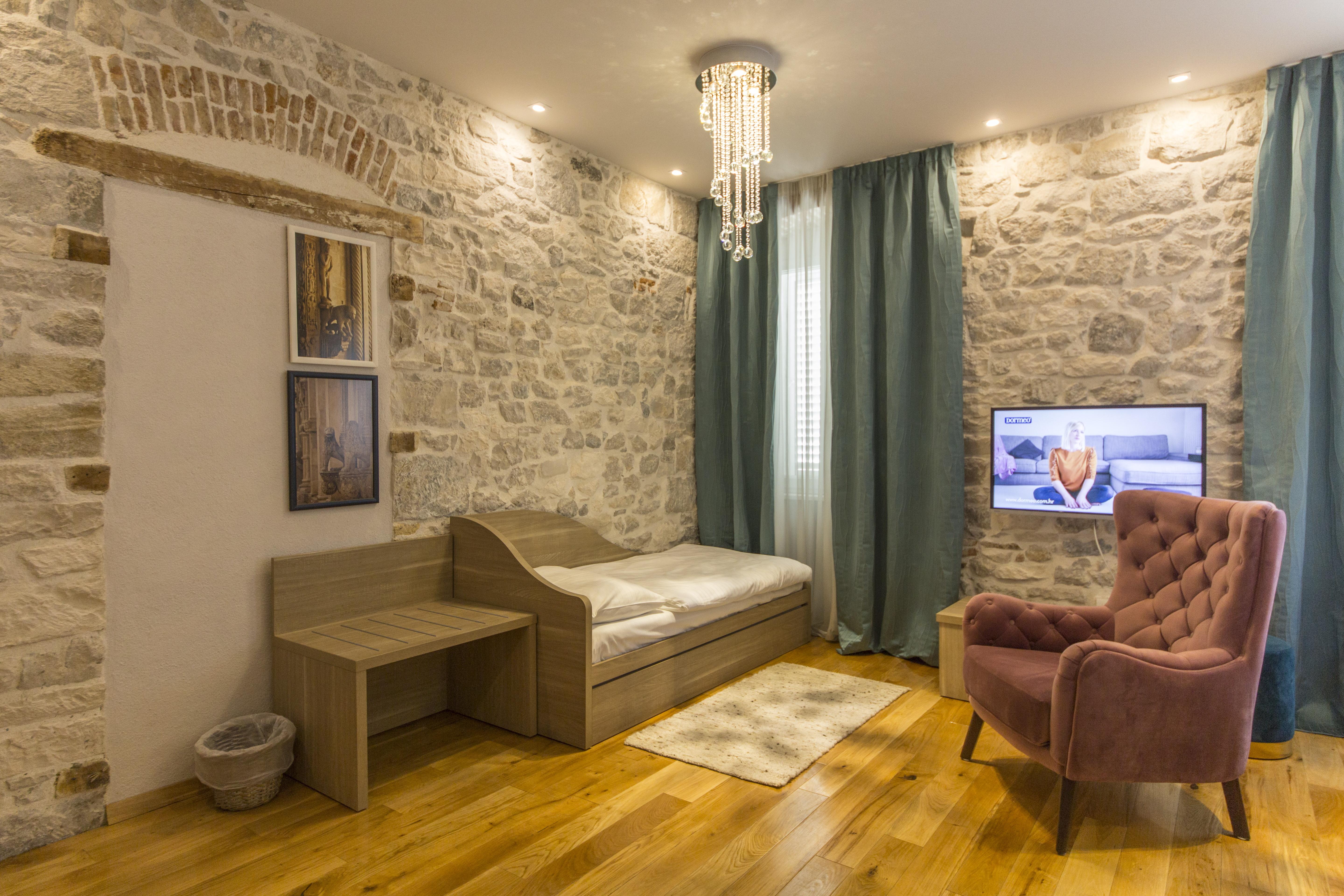 Tifani Luxury 4*