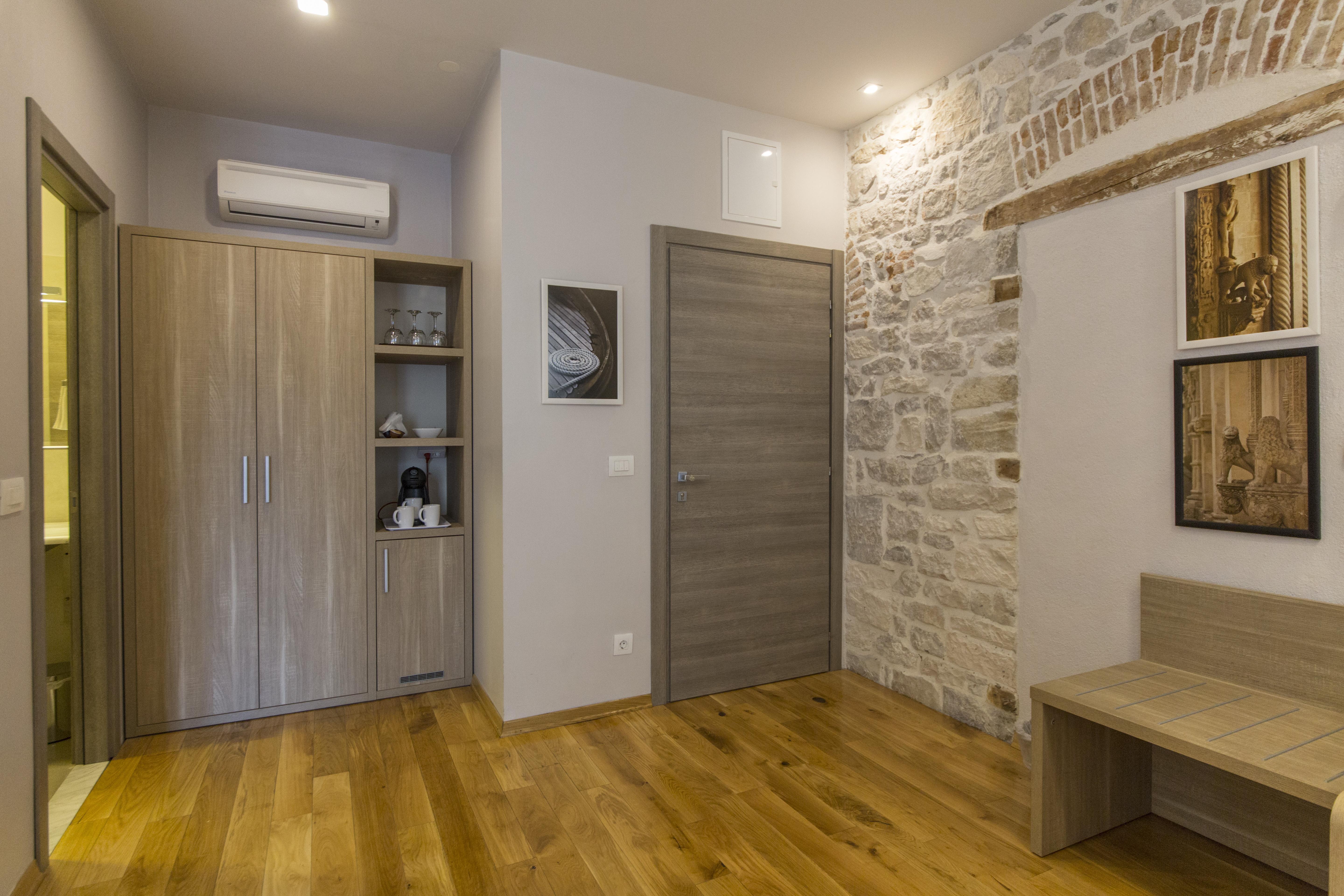 Tifani Luxury 4*